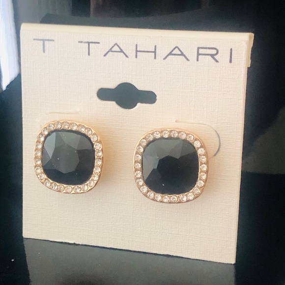 🎀  T Tahari Statement Stud Earrings - Picture 2 of 6